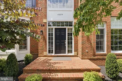 43274 Fieldsview Court, Leesburg, VA 20176 - Photo 4