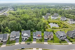 23766 Kilkerran Dr, Aldie, VA 20105 - Photo 8