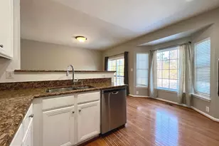 21831 Ladyslipper Sq, Ashburn, VA 20147 - Photo 14