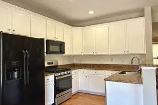 21831 Ladyslipper Sq, Ashburn, VA 20147 - Photo 16