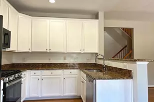 21831 Ladyslipper Sq, Ashburn, VA 20147 - Photo 18