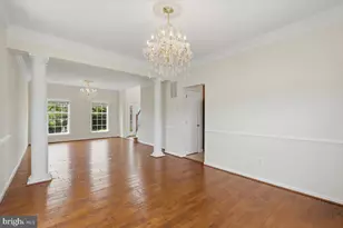 20242 Hidden Creek Ct, Ashburn, VA 20147 - Photo 8