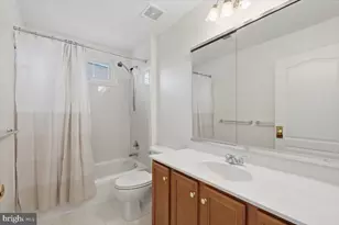20242 Hidden Creek Ct, Ashburn, VA 20147 - Photo 36