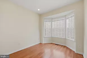 20242 Hidden Creek Ct, Ashburn, VA 20147 - Photo 10