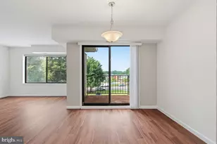 125 Clubhouse Dr SW, Leesburg, VA 20175 - Photo 10