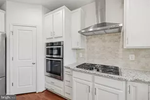 42567 Dreamweaver Dr, Brambleton, VA 20148 - Photo 24