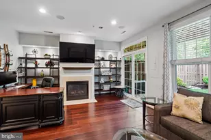 42998 Mill Race Terrace, Leesburg, VA 20176 - Photo 4