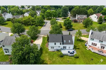 20893 Fowlers Mill Circle, Ashburn, VA 20147 - Photo 10