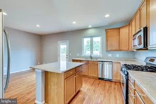 43472 Hopestone Terrace, Chantilly, VA 20152 - Photo 14
