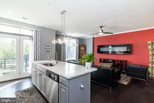 1414 Ribbon Limestone Terrace SE, Leesburg, VA 20175 - Photo 4