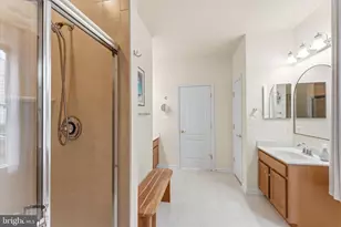 20494 Casablanca Dr, Ashburn, VA 20147 - Photo 18