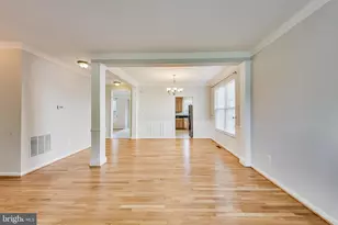 43537 Clivedon Ct, Ashburn, VA 20147 - Photo 4