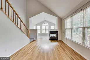 43537 Clivedon Ct, Ashburn, VA 20147 - Photo 12