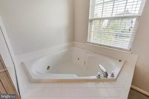 43537 Clivedon Ct, Ashburn, VA 20147 - Photo 22