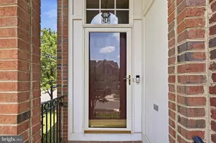 18526 Bear Creek Terrace, Leesburg, VA 20176 - Photo 4