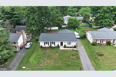 1314 E Holly Avenue, Sterling, VA 20164 - Photo 2