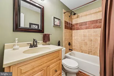 47404 Middle Bluff Place, Sterling, VA 20165 - Photo 84