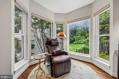 47404 Middle Bluff Place, Sterling, VA 20165 - Photo 24