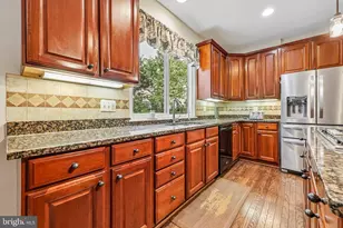 47404 Middle Bluff Pl, Sterling, VA 20165 - Photo 36