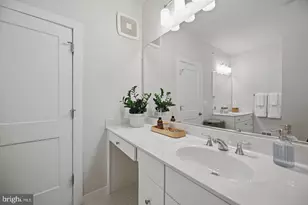 44623 Wolfhound Sq, Ashburn, VA 20147 - Photo 18