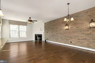 42101 Piebald Square, Aldie, VA 20105 - Photo 6