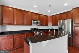 25450 Hopton House Terrace, Chantilly, VA 20152 - Photo 12