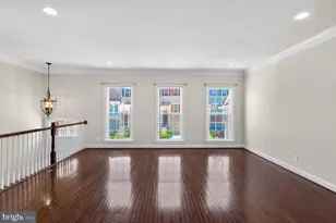 25450 Hopton House Terrace, Chantilly, VA 20152 - Photo 34