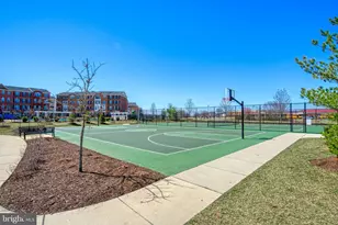 23487 Logans Ridge Terrace, Ashburn, VA 20148 - Photo 24