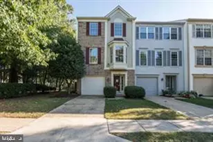 353 Barnfield Square NE, Leesburg, VA 20176 - Photo 1