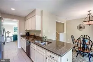 353 Barnfield Square NE, Leesburg, VA 20176 - Photo 12