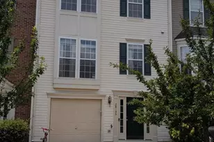 26105 Lands End Dr, Chantilly, VA 20152 - Photo 1