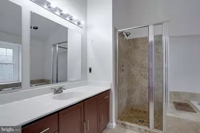 21707 Leatherleaf Circle, Sterling, VA 20164 - Photo 14