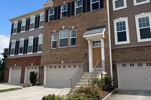 42641 Oak Pk Sq, Ashburn, VA 20148 - Photo 2