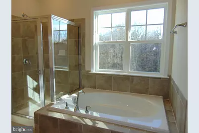 42641 Oak Park Sq, Ashburn, VA 20148 - Photo 18