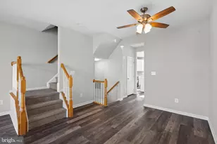 42633 Homefront Terrace, Chantilly, VA 20152 - Photo 22