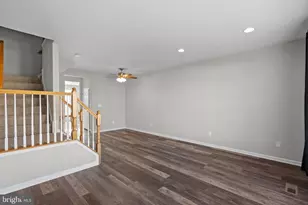 42633 Homefront Terrace, Chantilly, VA 20152 - Photo 28