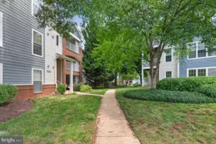 21029 Timber Ridge Terrace, Ashburn, VA 20147 - Photo 2