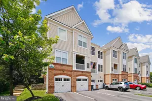 43905 Hickory Corner Terrace, Ashburn, VA 20147 - Photo 4