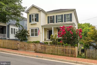 207 North Street NE, Leesburg, VA 20176 - Photo 2