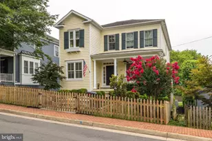 207 North St NE, Leesburg, VA 20176 - Photo 2