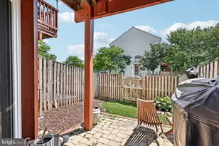 26084 Lands End Dr, Chantilly, VA 20152 - Photo 20