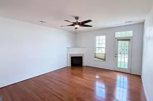 20965 Kittanning Ln, Ashburn, VA 20147 - Photo 8
