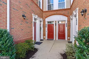 23266 Southdown Manor Terrace, Ashburn, VA 20148 - Photo 16