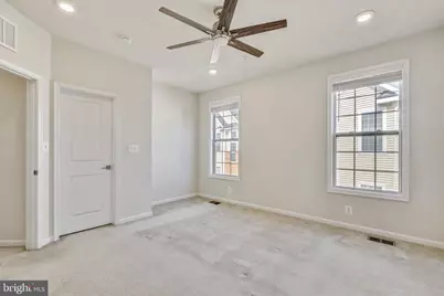 23266 Southdown Manor Terrace #101, Ashburn, VA 20148 - Photo 32