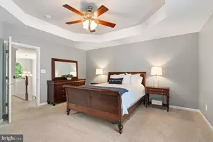 42702 Middle Ridge Pl, Broadlands, VA 20148 - Photo 32
