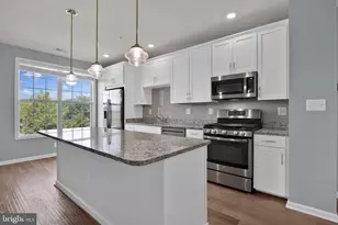 23305 Milltown Knoll Square, Ashburn, VA 20148 - Photo 8