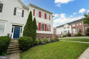 601 Burberry Terrace SE, Leesburg, VA 20175 - Photo 2