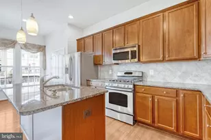 22653 Vienna Green Terrace, Brambleton, VA 20148 - Photo 18