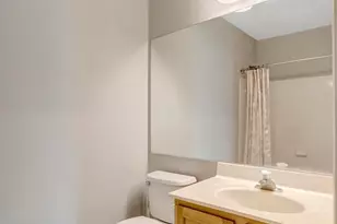 25230 Pond View Square, Chantilly, VA 20152 - Photo 32
