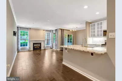 25230 Pond View Square #102, Chantilly, VA 20152 - Photo 14